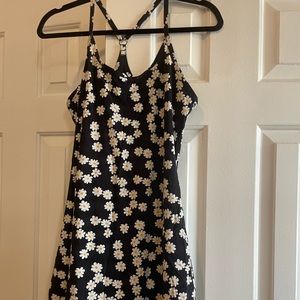 Outdoor Voices exercise dress M daisy